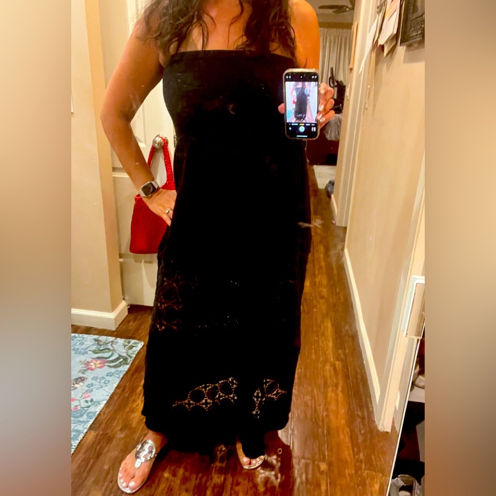 Elegant Black Strapless Dress